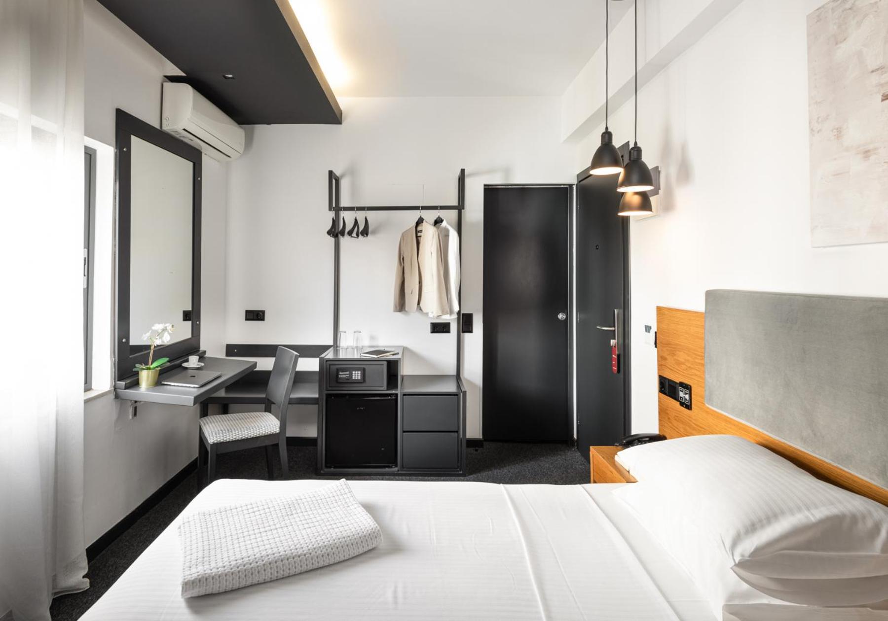 Park Hotel Tesalonika Bagian luar foto
