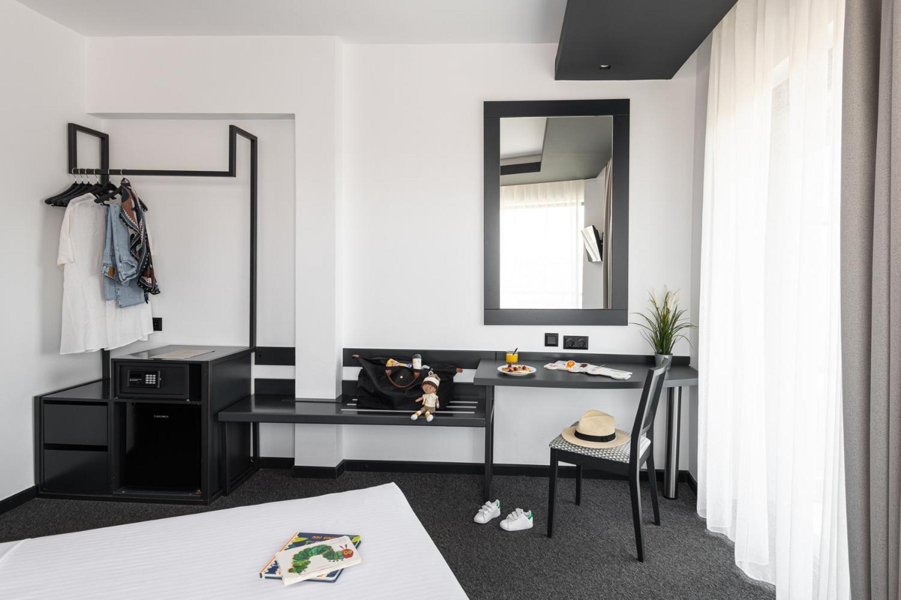 Park Hotel Tesalonika Bagian luar foto